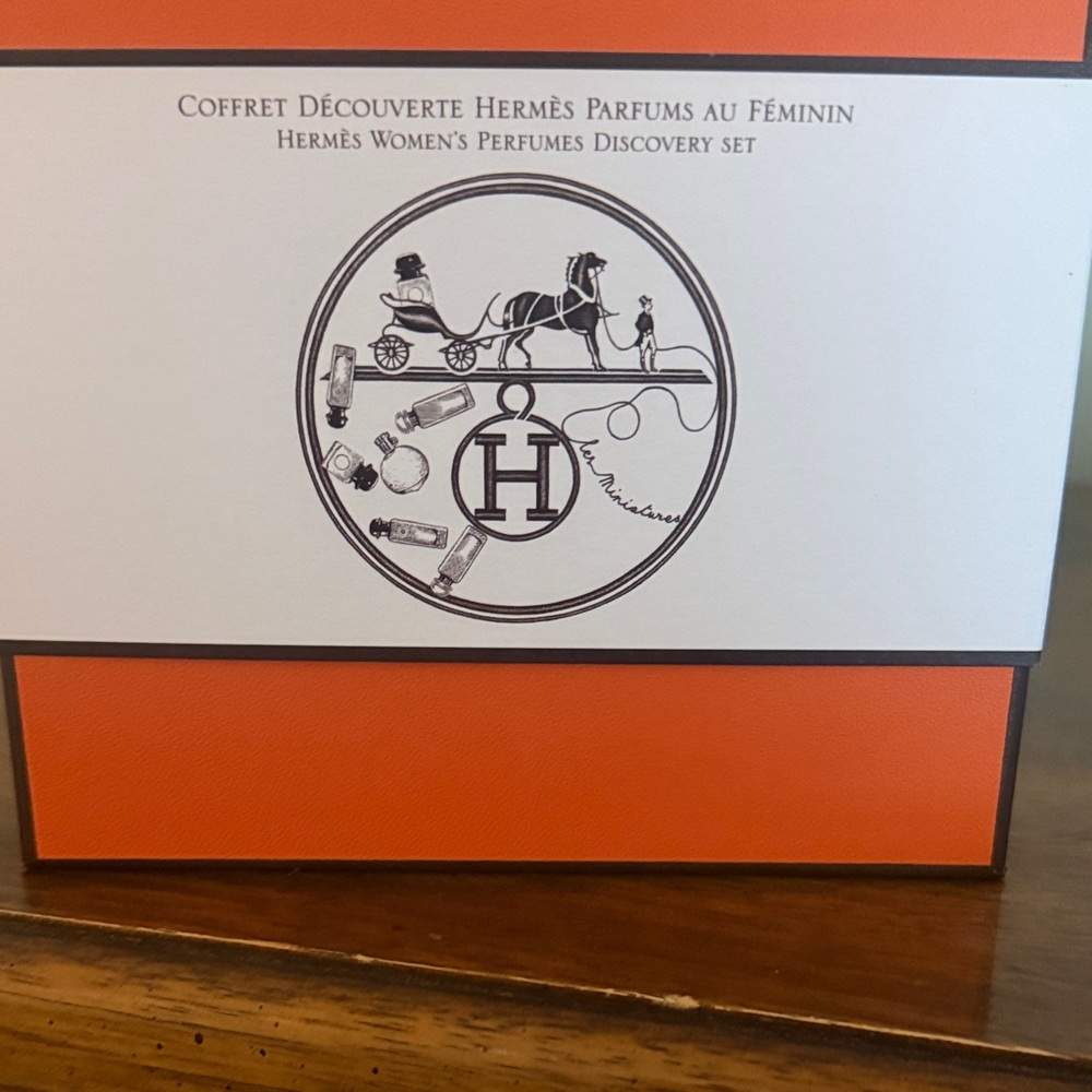 Hermes Women's Perfumes Discovery Set - Orange and White